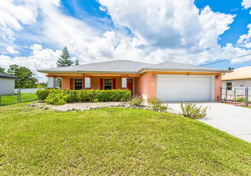 Casa familiar en Lehigh Acres, Florida